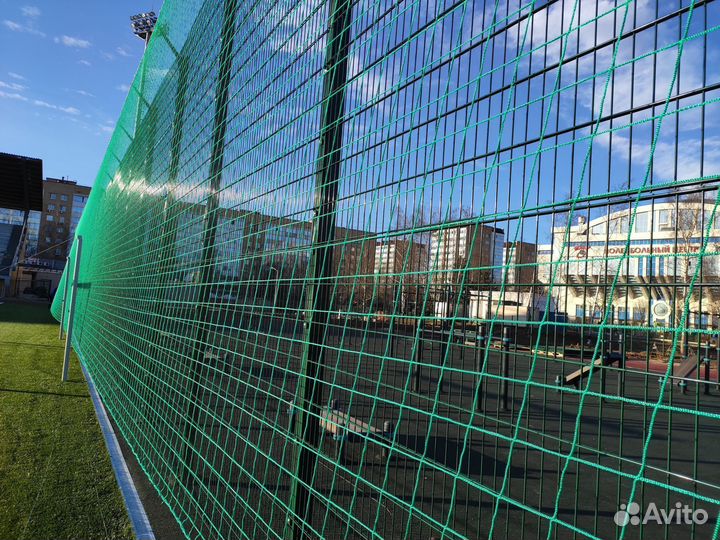 Сетка капроновая для спортивной площадки