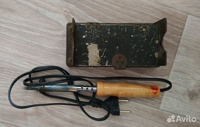 Паяльник 220 V