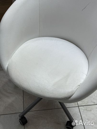 Кресло на колесиках IKEA