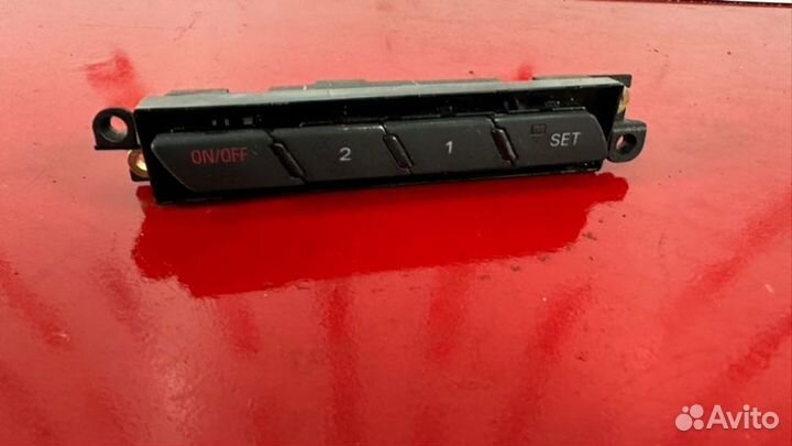 Кнопка двери Audi A6 C6 2.8 ccea 2010