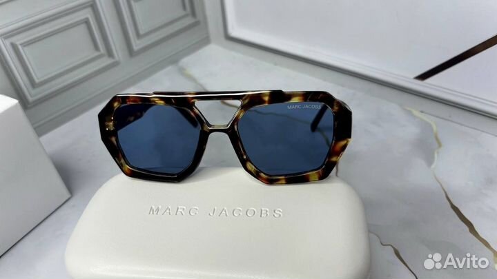 Солнцезащитные очки marc jacobs женские