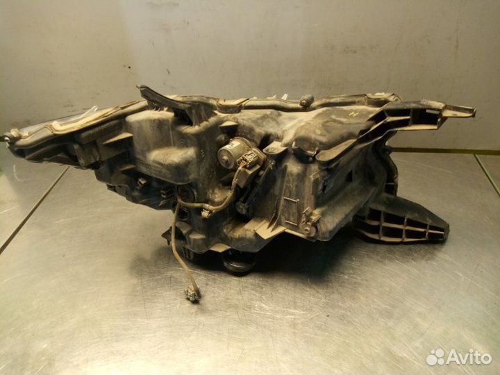 Фара передняя левая Toyota Land Cruiser Prado 150