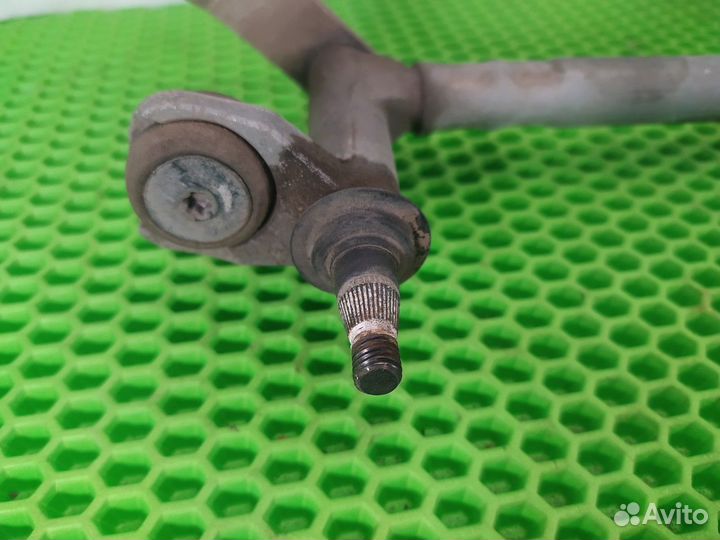 Трапеция стеклоочистителей с моторчиком