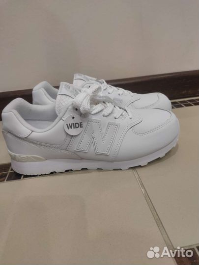 New Balance кожа оригинал 37р