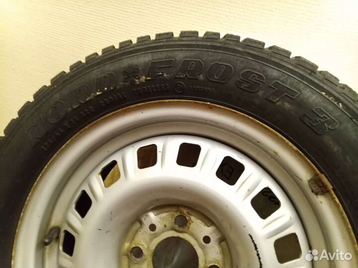 Резина на дисках 2 gislaved + 2 pirelli 175/65 14