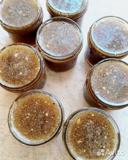 Мед волшебный для него