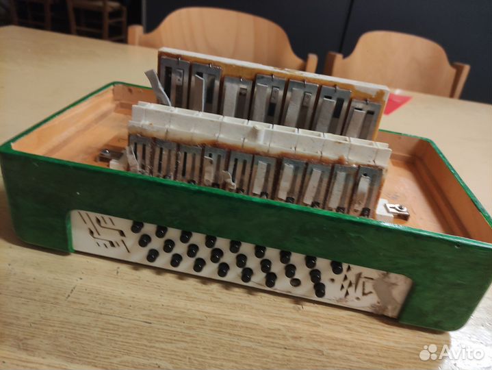 Гармонь чайка 2 левый корпус