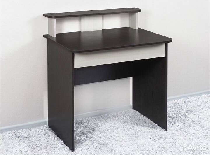 Стол компьютерный