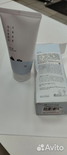 Пенка для умывания Round lab новая