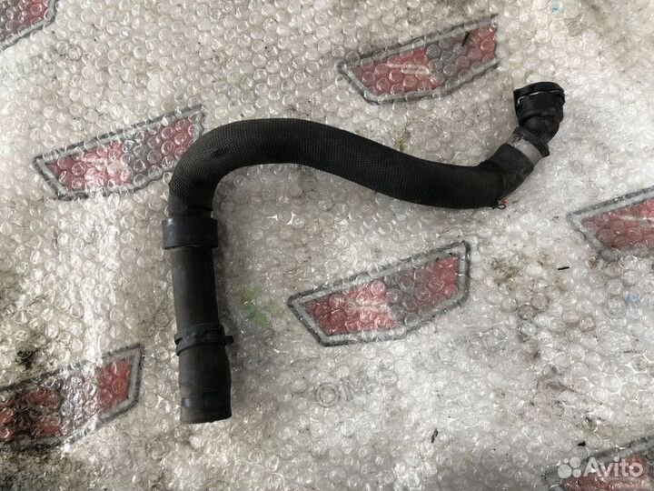 Патрубок системы охлаждения BMW 7 F01/02