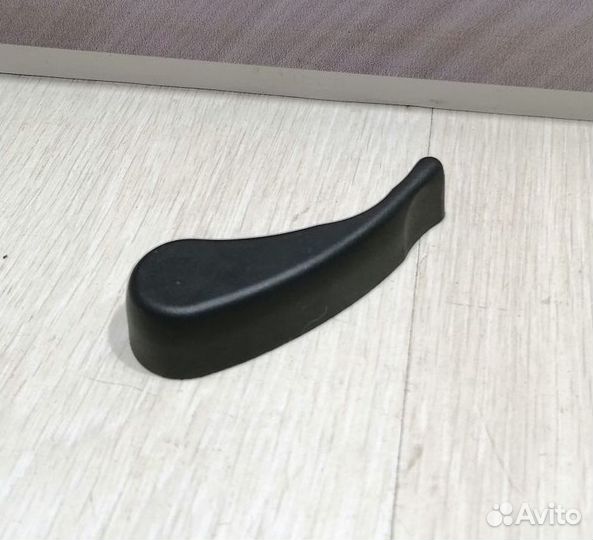 Ручка открывания капота renault kaptur