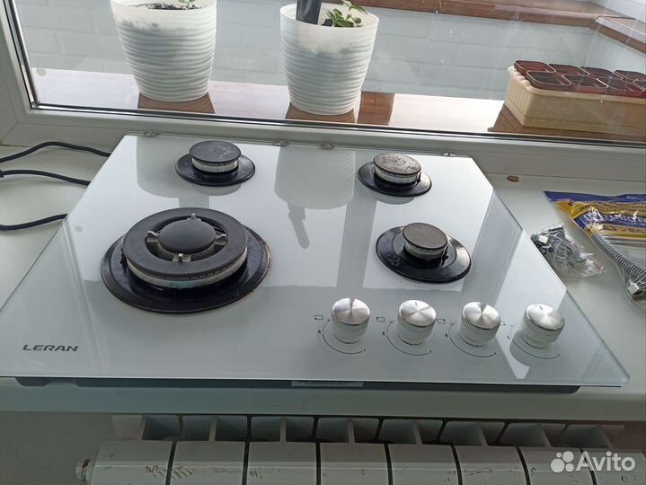 Газовая варочная панель 4 конфорки стекло бу