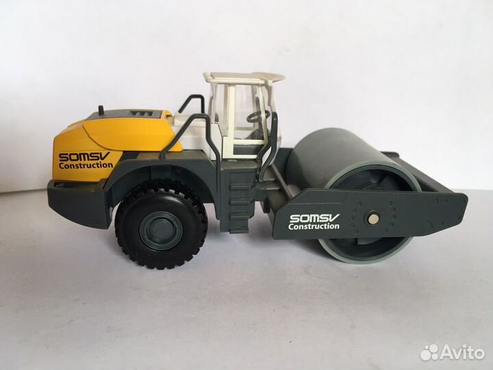 Каток асфальтоукладчик Somsv Construction