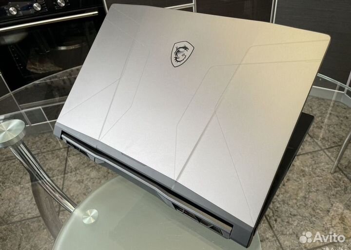 Msi pulse на 3050ti идеальный i5 / ips/144hz