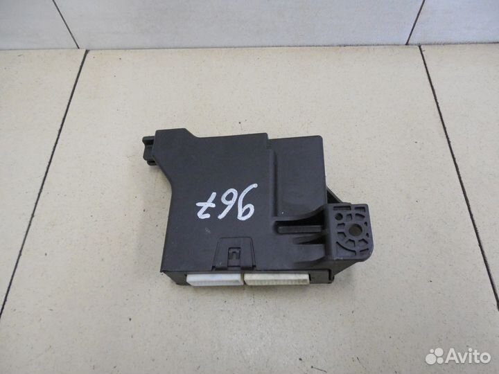 Блок электронный RAV 4 2006-2013