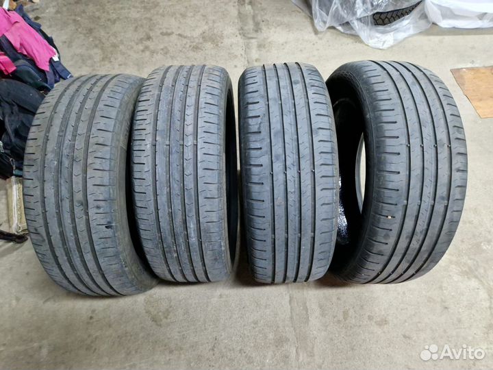 Continental ContiPremiumContact 215/55 R17 W