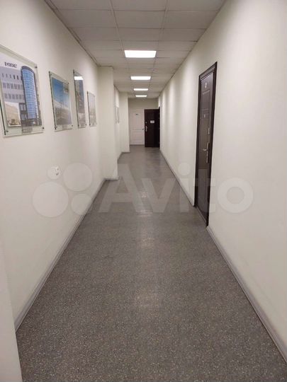 Офисные помещения 300 кв. м