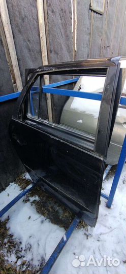 Дверь задняя правая Гранта Калина