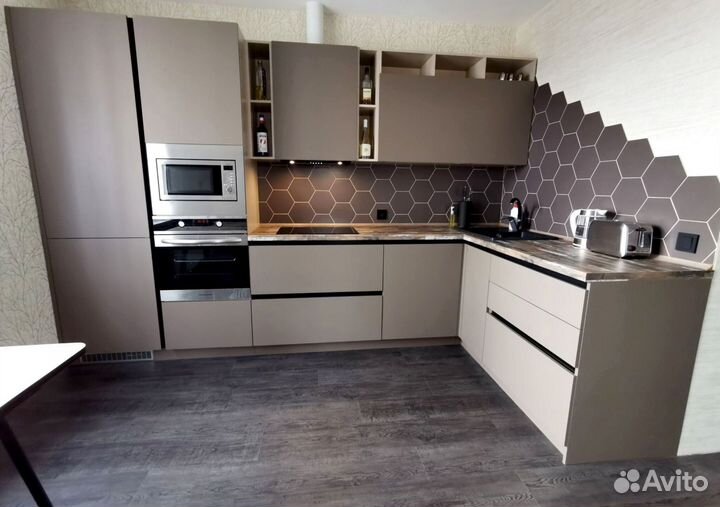 Кухонный гарнитур 