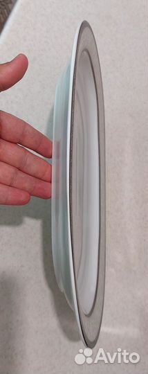 Тарелка новая