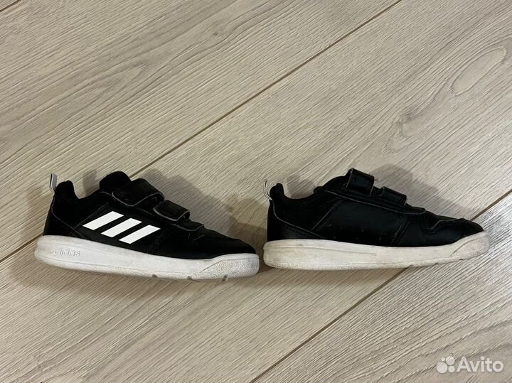 Кроссовки кеды детские Adidas 24