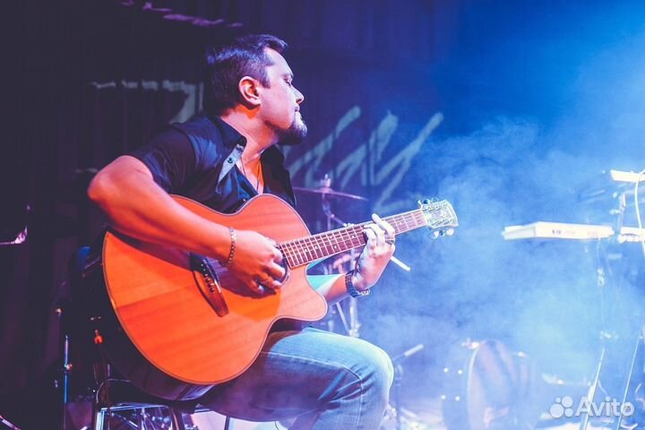 Преподаватель по гитаре