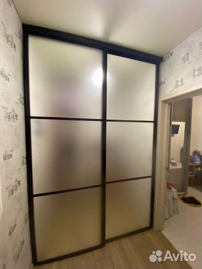 Перегородка для зонирования раздвижная