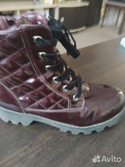 Ботинки д/девочки р-р 35 в очень хорошем состоянии