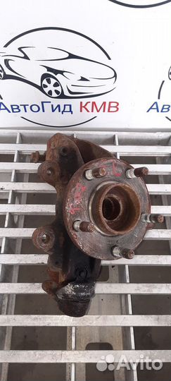 Кулак поворотный передний левый Ford Focus 2