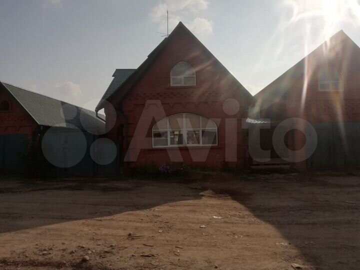 Коттедж 271,4 м² на участке 8 сот.