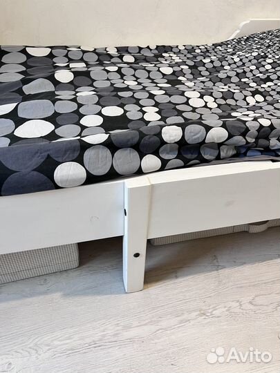 Продам раздвижную детскую кровать IKEA