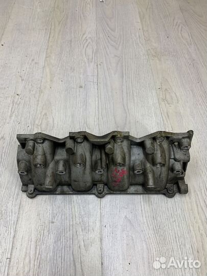 Коллектор впускной Renault duster