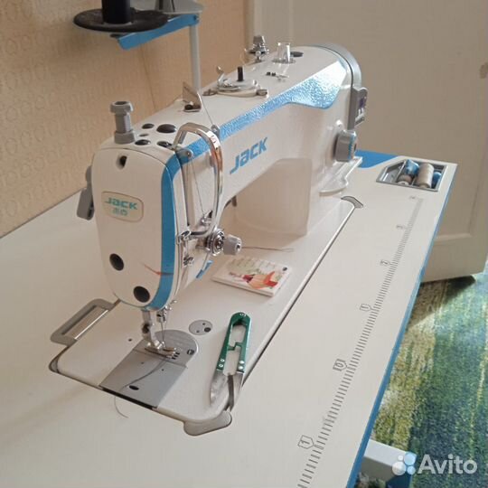 Промышленная швейная машинка jack