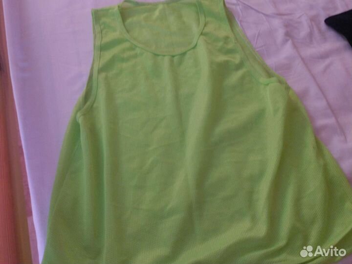 Манишки футбольные