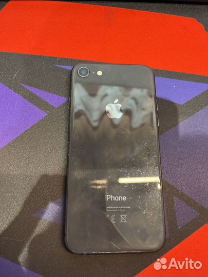 iPhone 8, 64 ГБ