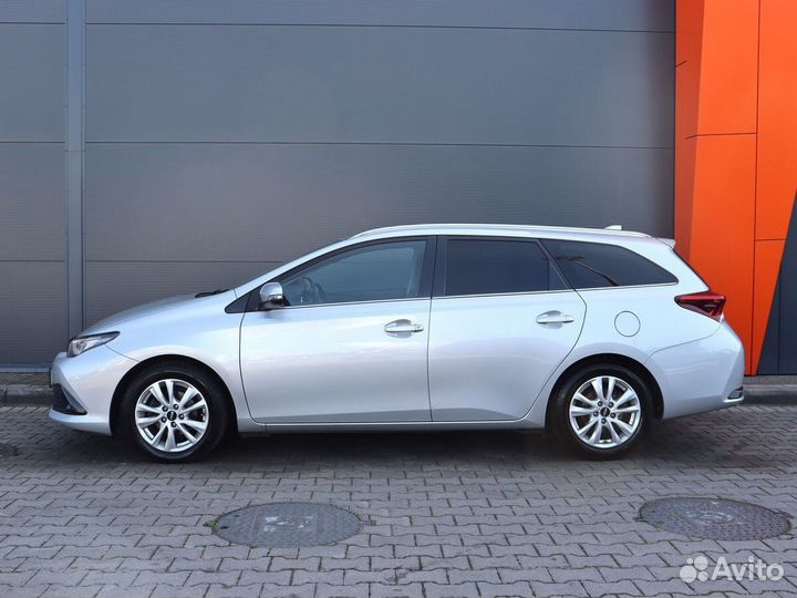 Toyota Auris 1.2 CVT, 2018, 77 317 км