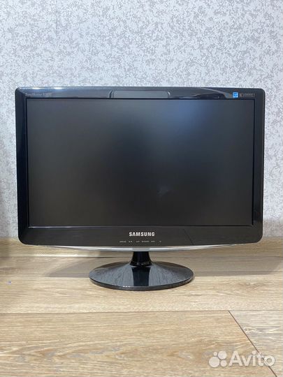 Монитор Samsung SyncMaster B2030