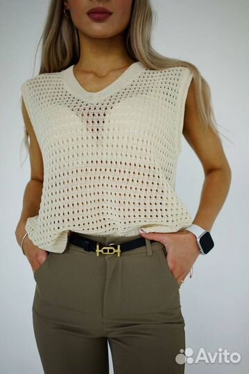 Жилетка женская вязаная