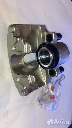 Суппорт тормозной передний правый VW/ audi/ skoda