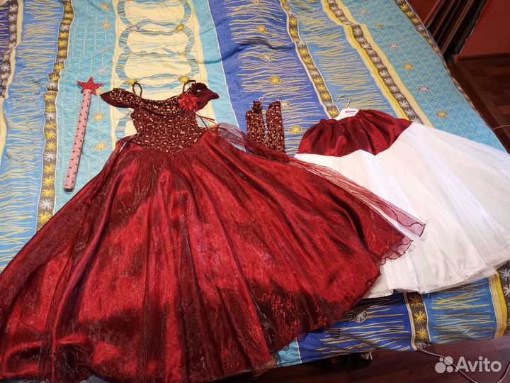 Платье для девочки 134-140