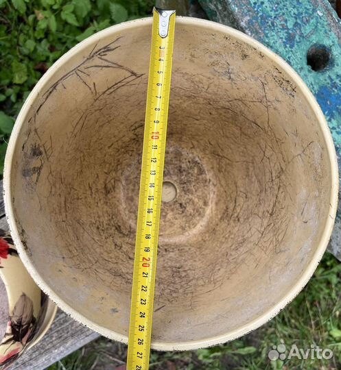 Керамические горшки и кашпо для цветов