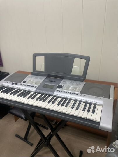 Синтезатор yamaha psr e413