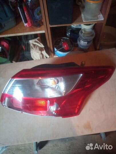 Стоп сигнал на форд фокус 3