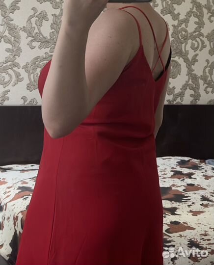 Вечернее платье в пол 46-48 красное