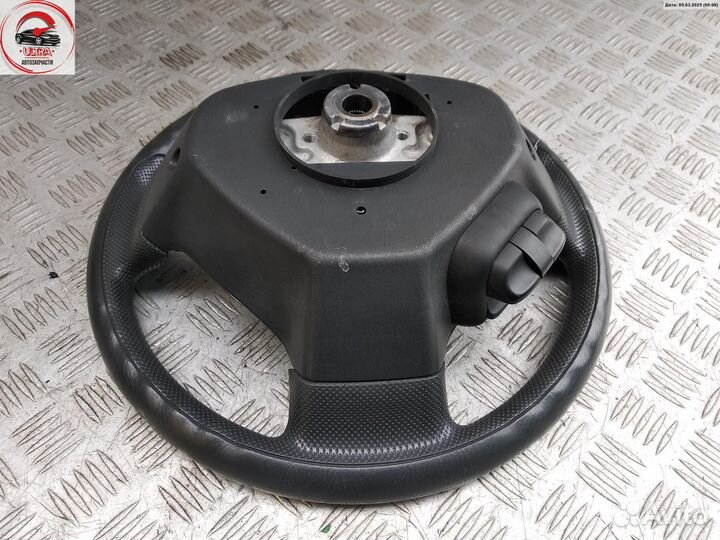 Руль б/у Suzuki Liana