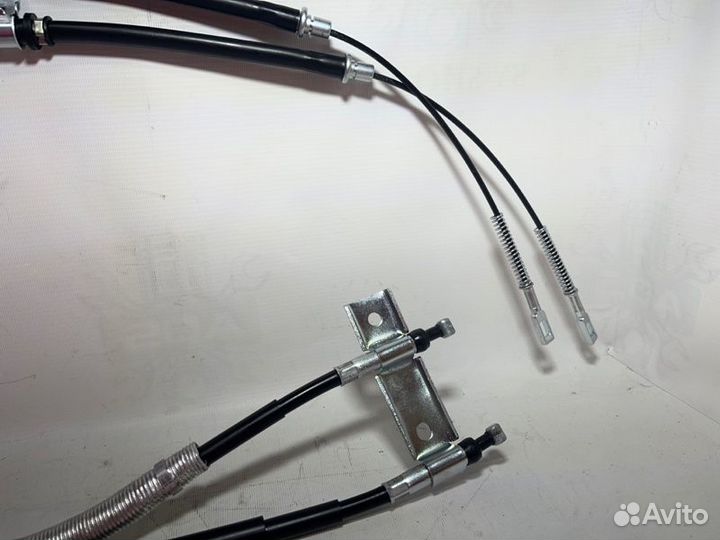 Трос стояночного тормоза Ssangyong Rexton