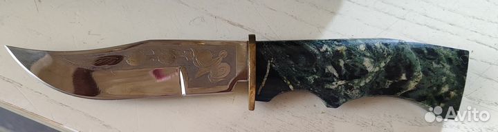 Шкатулка каменная с ножом