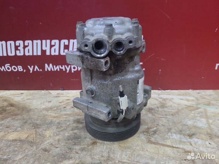 Компрессор кондиционера Renault Logan
