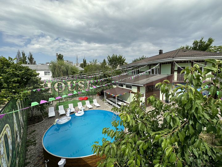 Гостиница, 280 м²