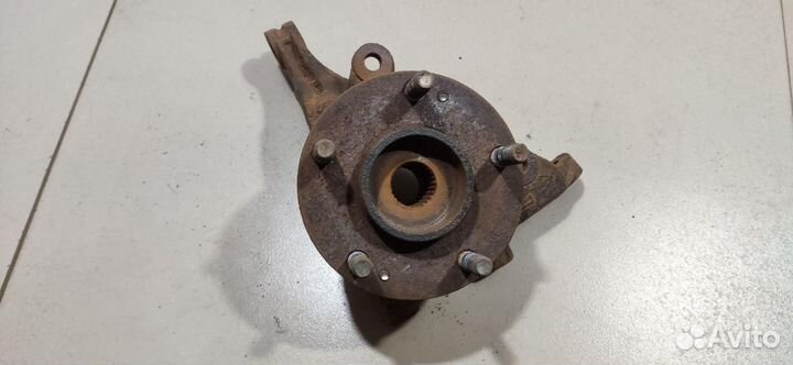 Кулак передний левый Kia Ceed ED 2009